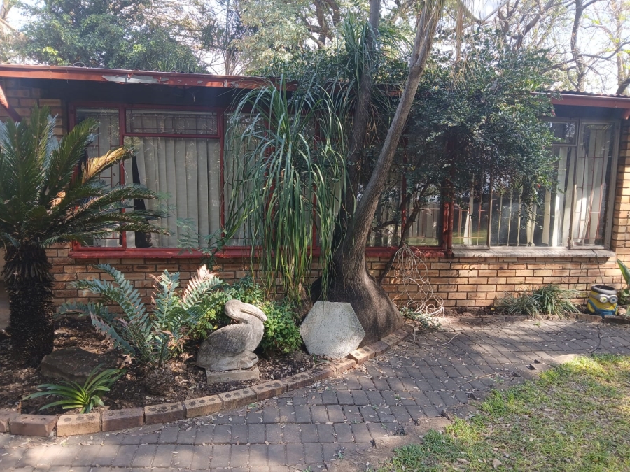 7 Bedroom Property for Sale in Waterkloof A H North West